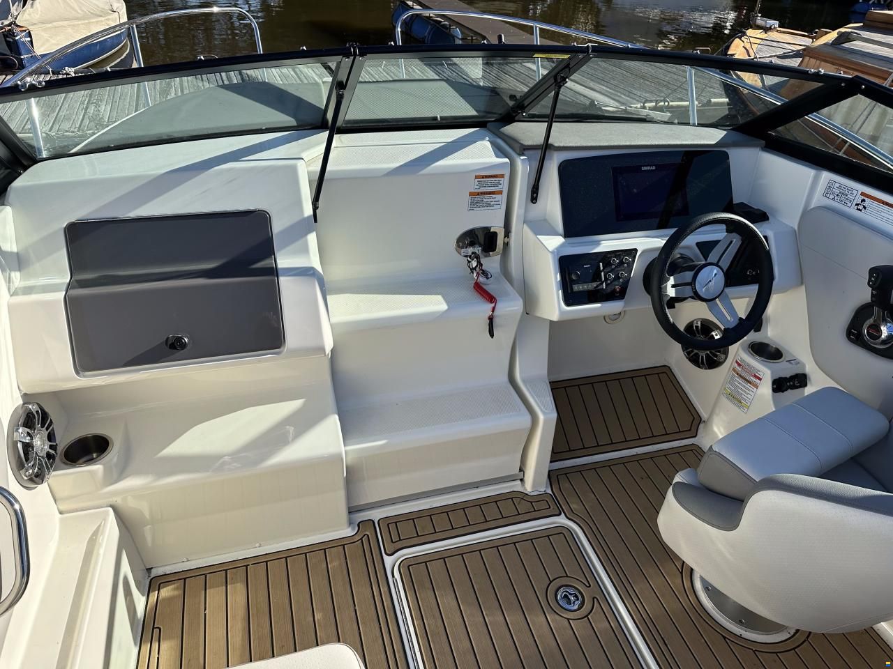 Sea Ray 230 Sunsport OB