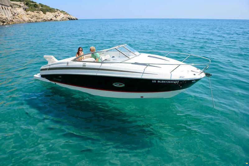 Bayliner 742R Cuddy Inboard