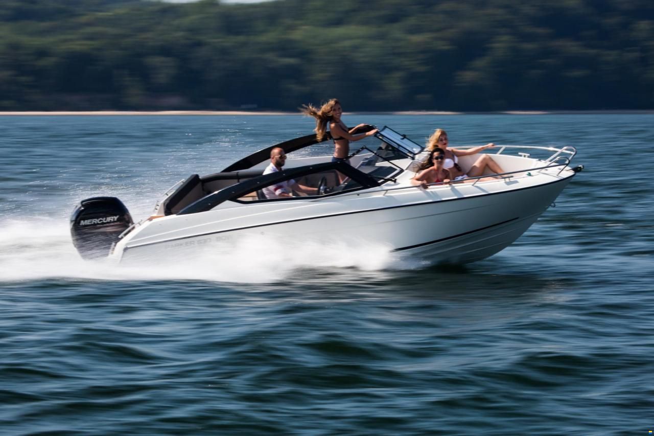 Parker 630 Bowrider  und Trailer