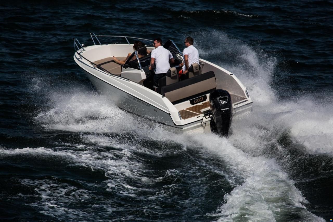 Parker 630 Bowrider
