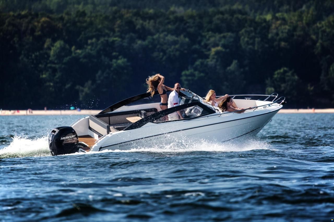 Parker 630 Bowrider