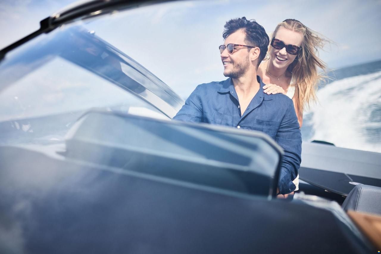 Parker 800 Cruiser inkl. 200 PS und Trailer