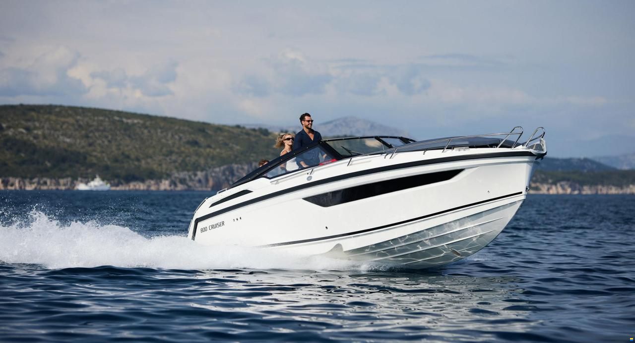 Parker 800 Cruiser