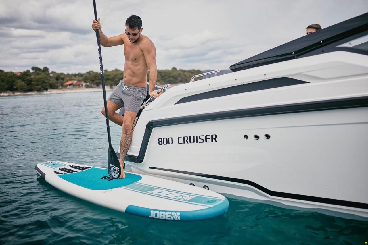 Parker 800 Cruiser
