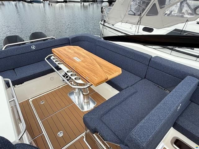Parker 910 Odyssey mit 2x 250PS Gebrauchtboot 2