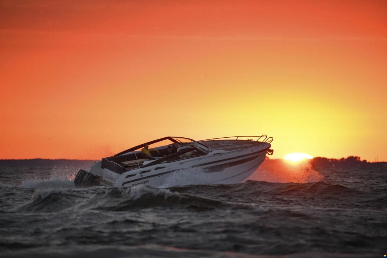 Parker 910 Odyssey mit 2x 200PS