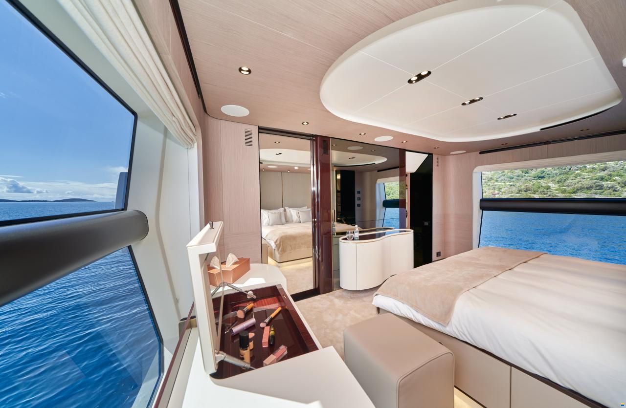 Azimut Grande 27 metri