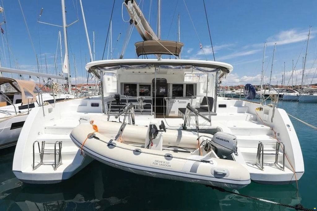 Groupe Beneteau Lagoon 450