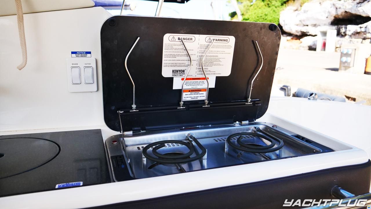 Sea Ray 320 Sundancer