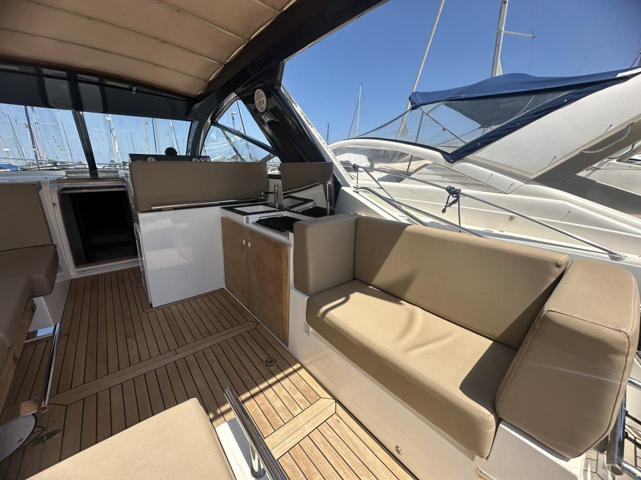 Sealine SC35