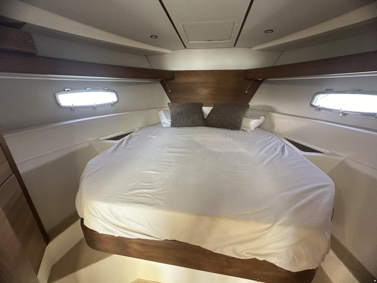 Sealine SC35