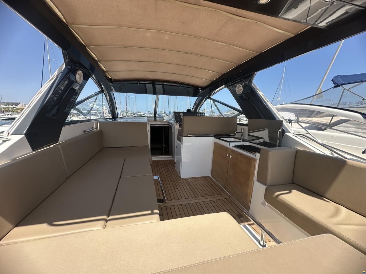 Sealine SC35