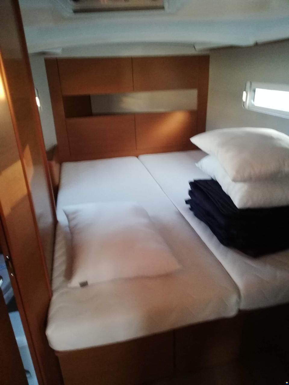 Jeanneau Sun Odyssey 410