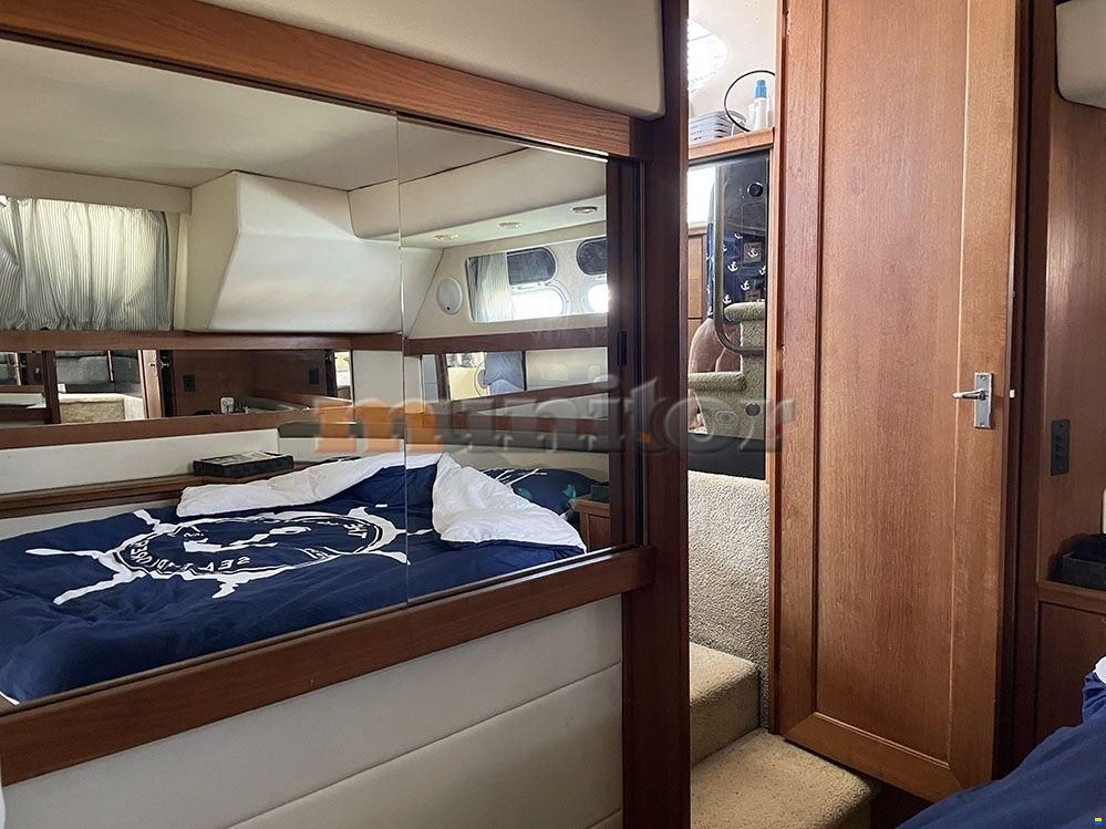 Bayliner 3587 AFT Cabin