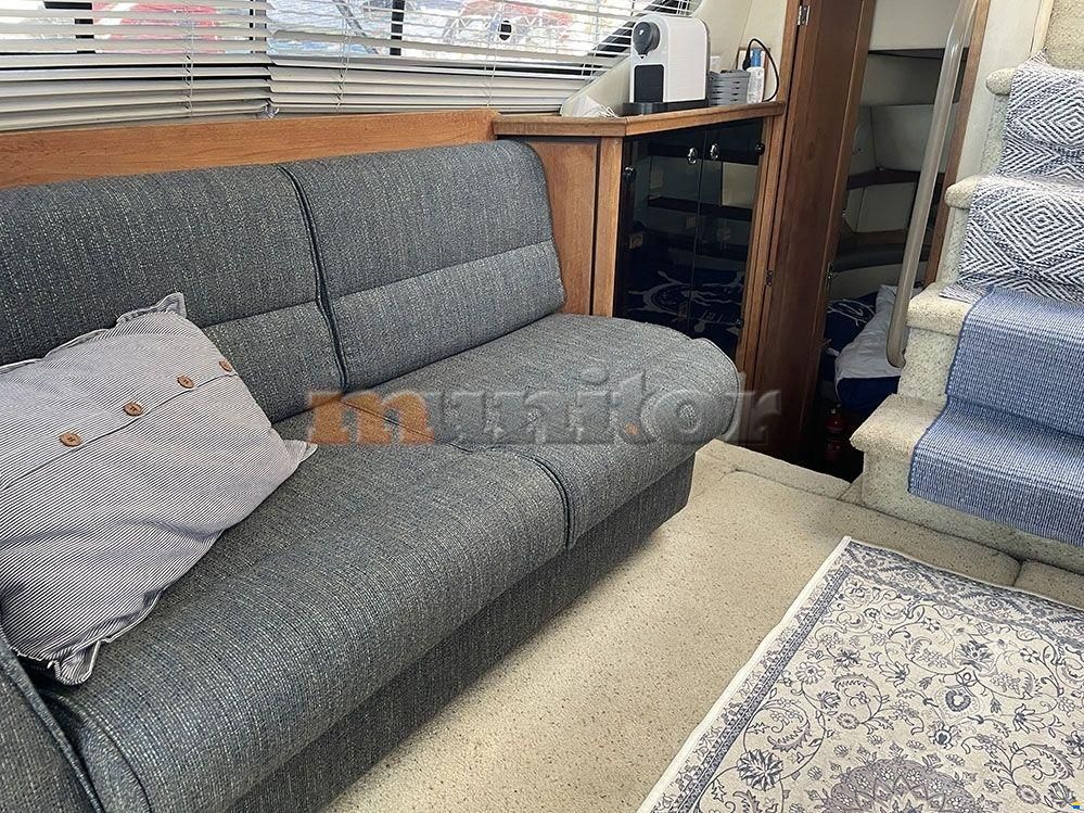 Bayliner 3587 AFT Cabin