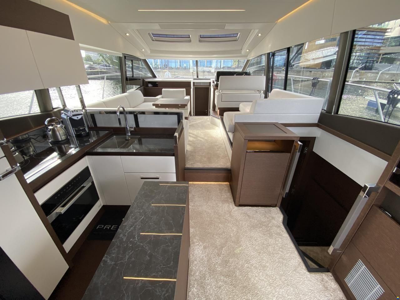 Prestige 520 S