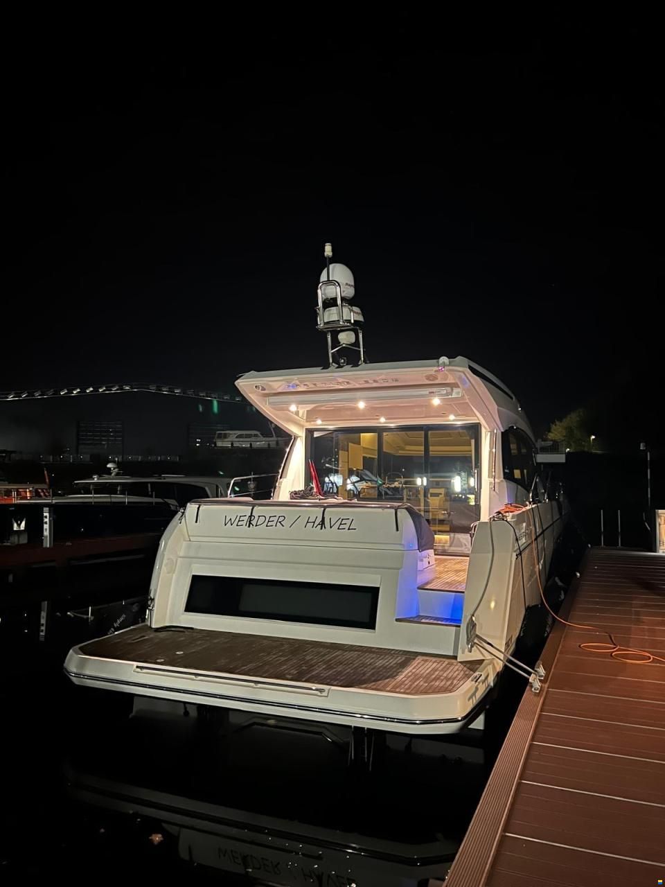 Prestige 520 S