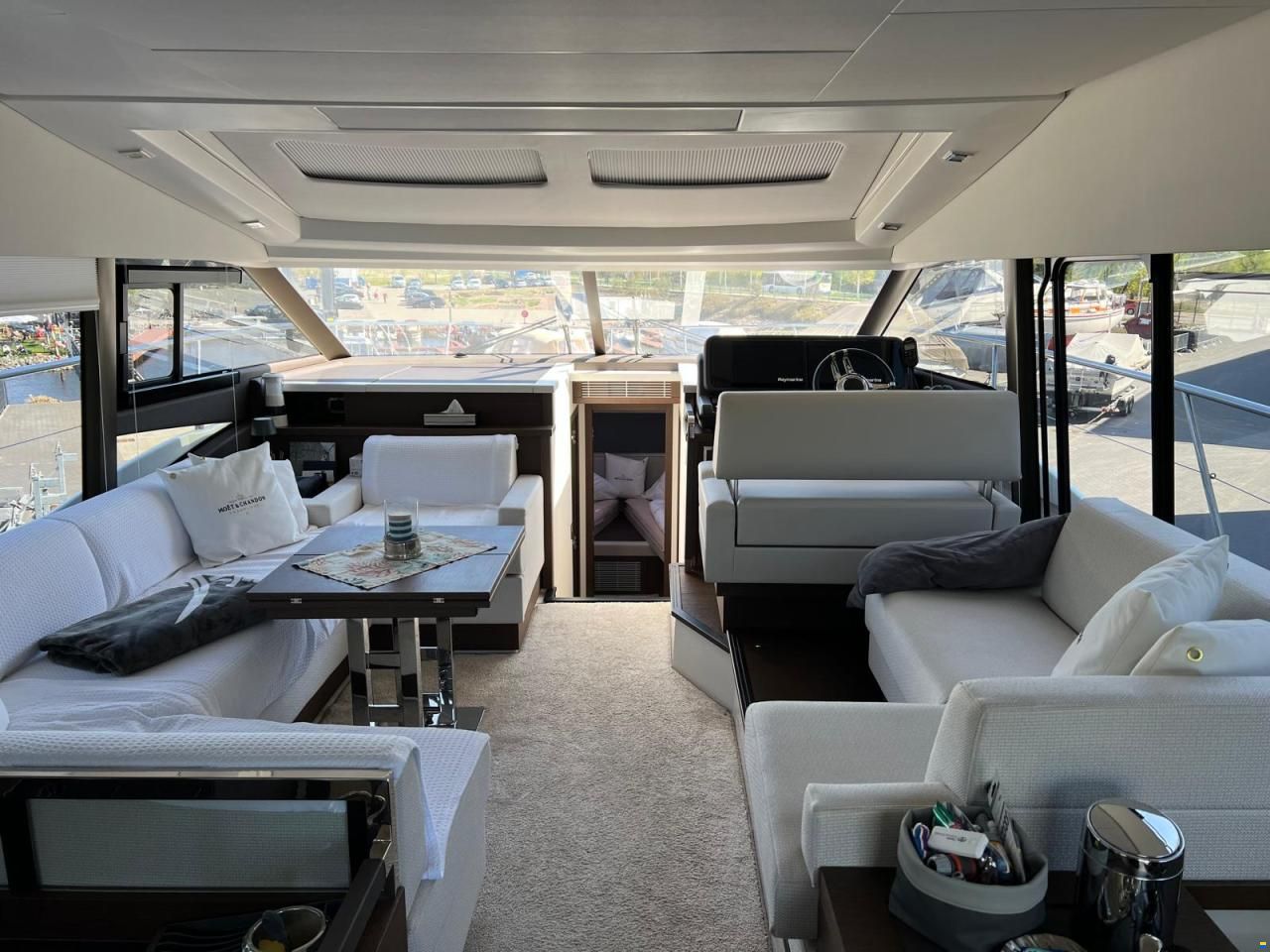Prestige 520 S