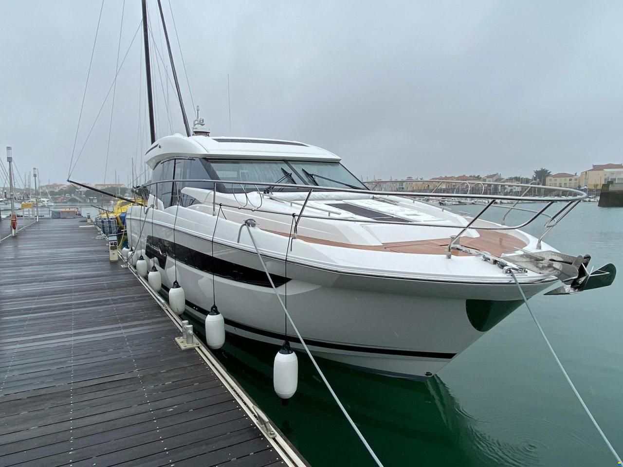 Prestige 520 S