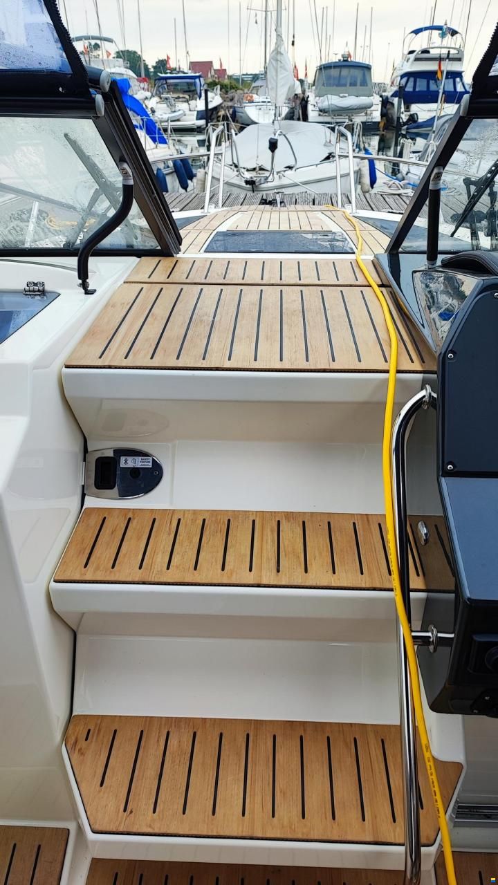 Quicksilver ACTIV 805 CRUISER mit 2x F 200 XL und Tr