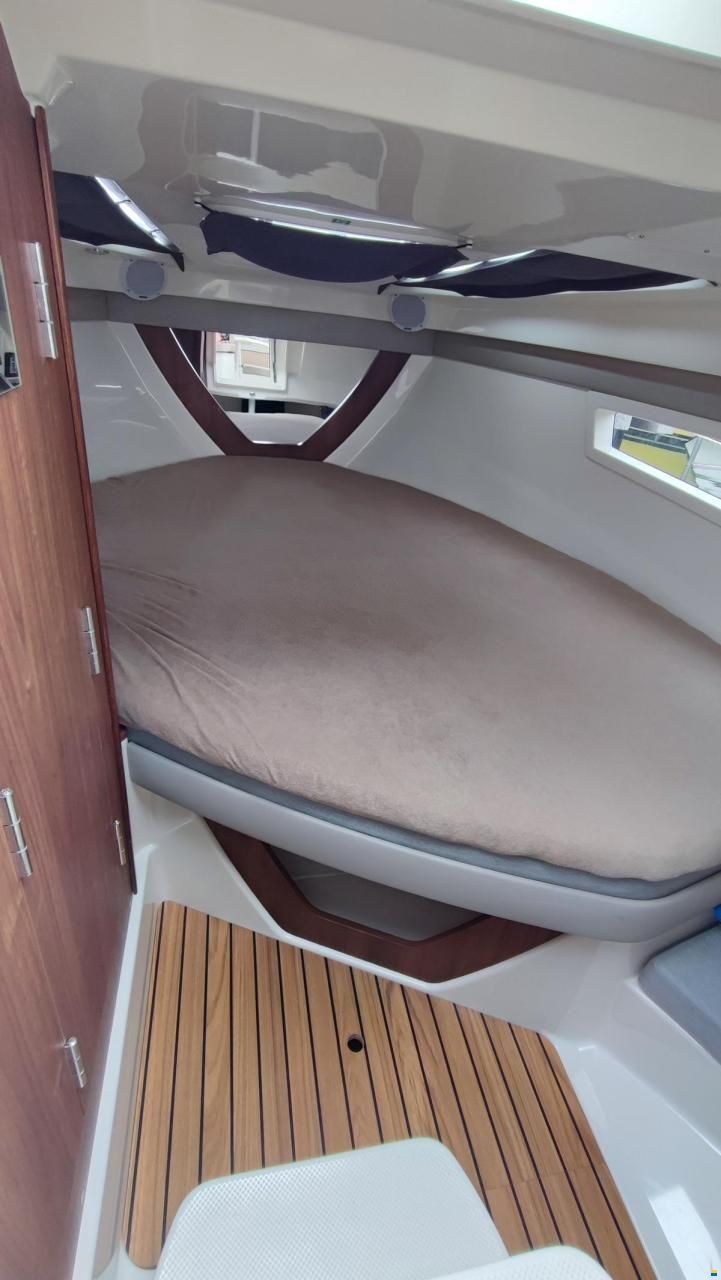 Quicksilver ACTIV 805 CRUISER mit 2x F 200 XL und Tr