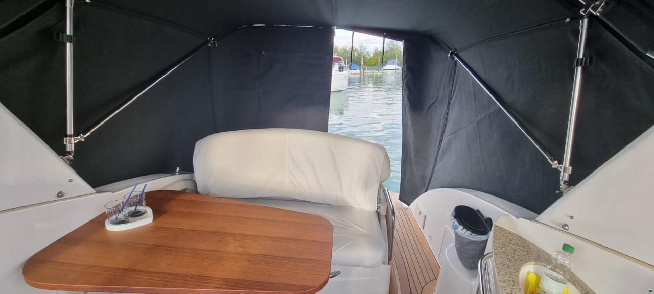 Chaparral Signature 270