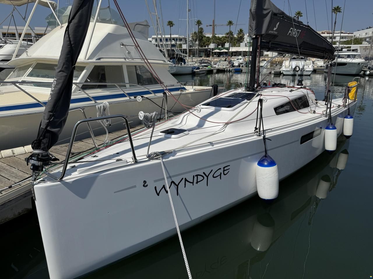 Beneteau First 27