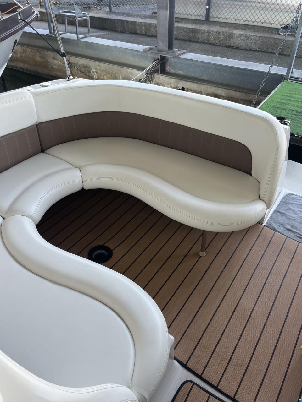 Four Winns Vista 268