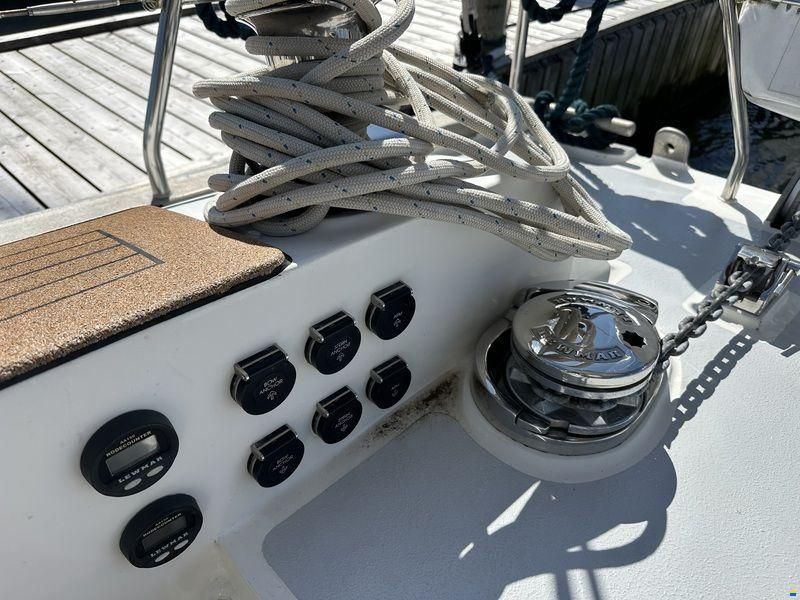 Adventure yacht 55