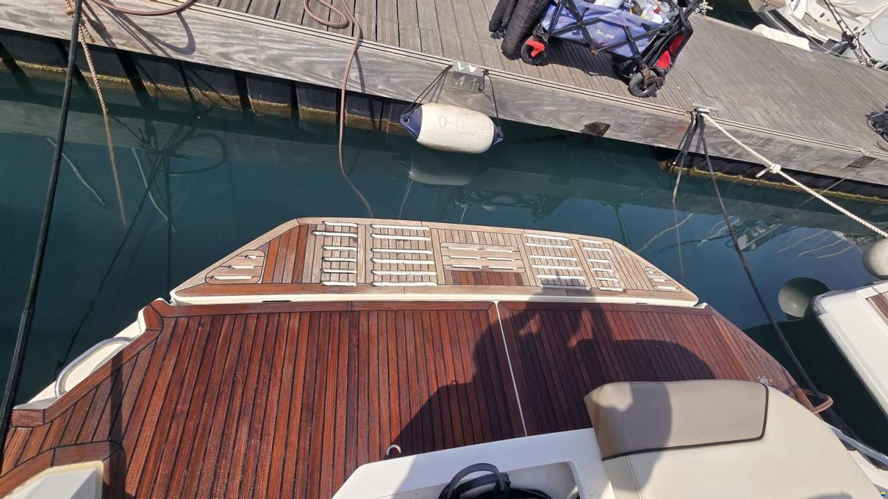 Sea Ray 320 sundancer