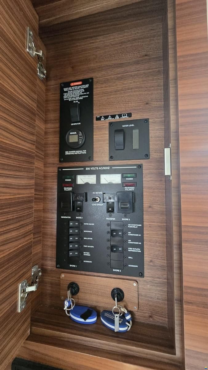 Sea Ray 320 sundancer