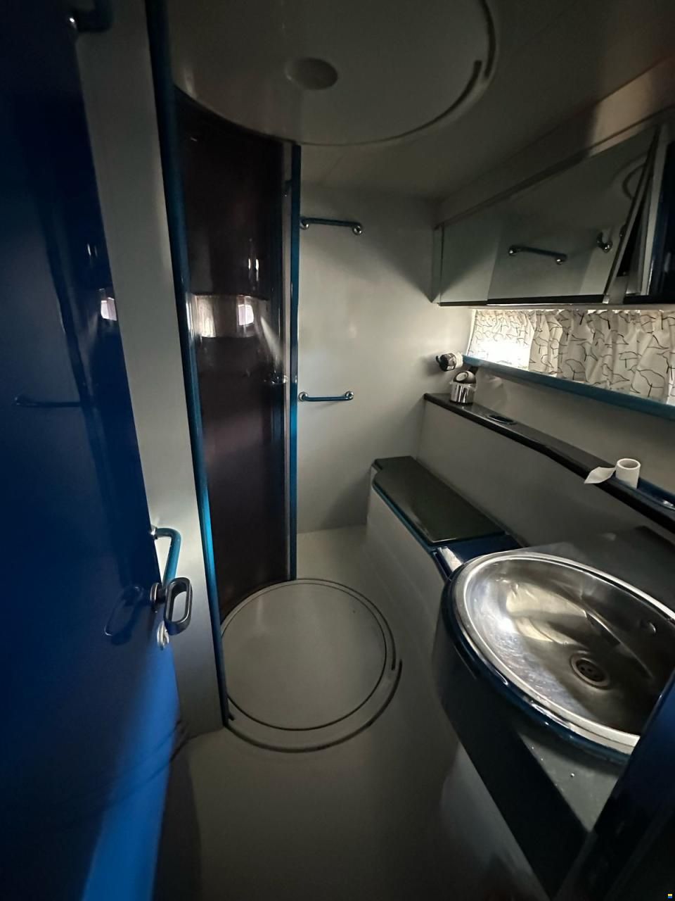 Ferretti Altura 49
