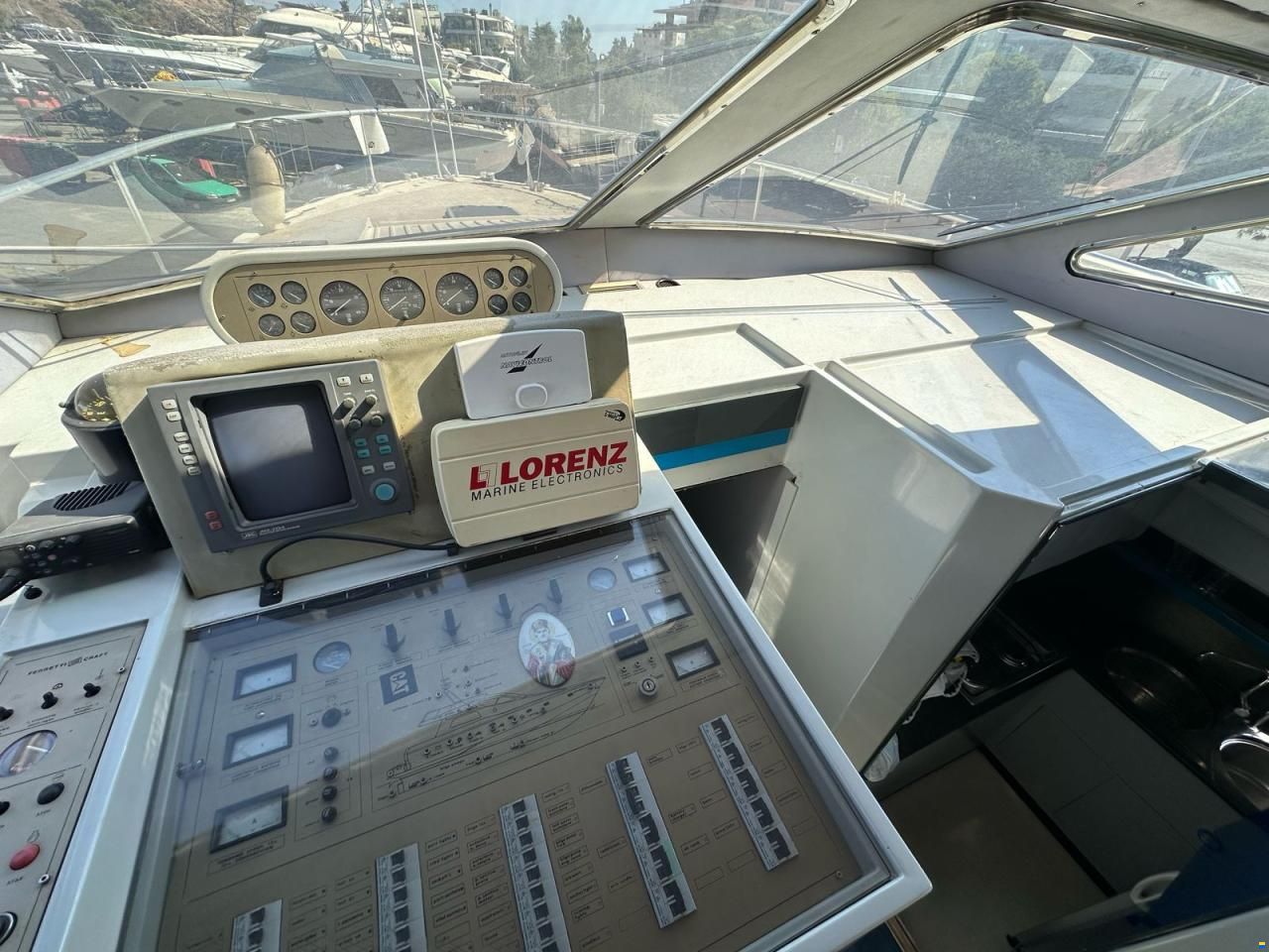 Ferretti Altura 49