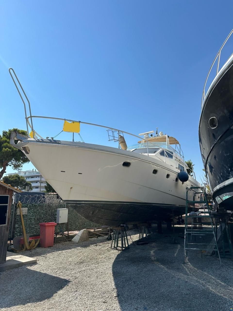 Ferretti Altura 49