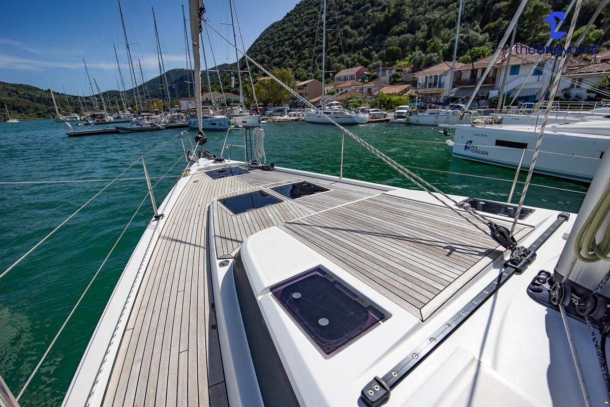 Bavaria C45 Style