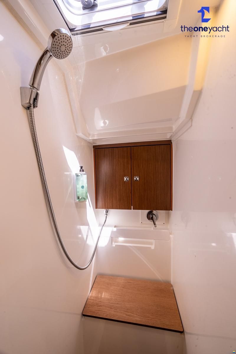 Bavaria C45 Style