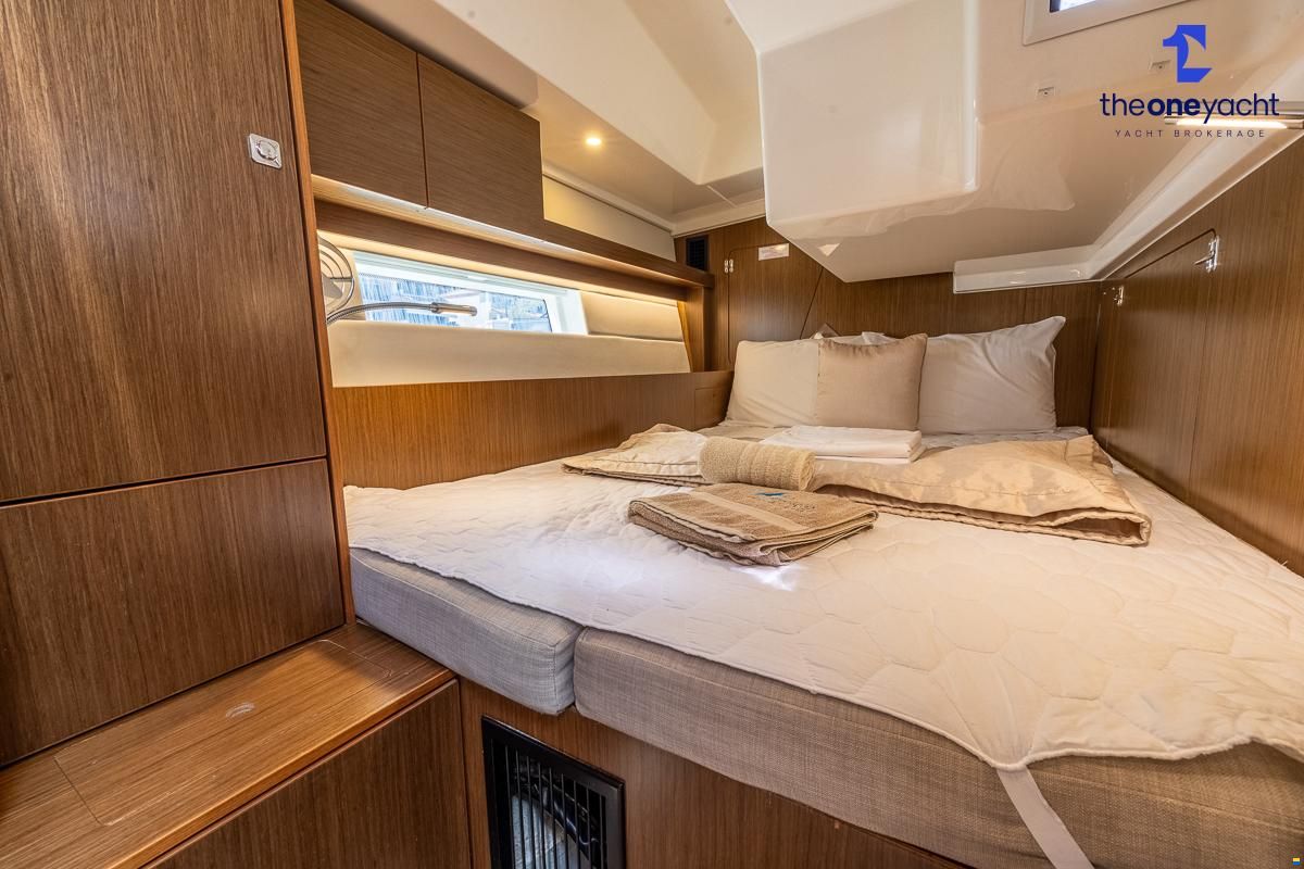 Bavaria C45 Style