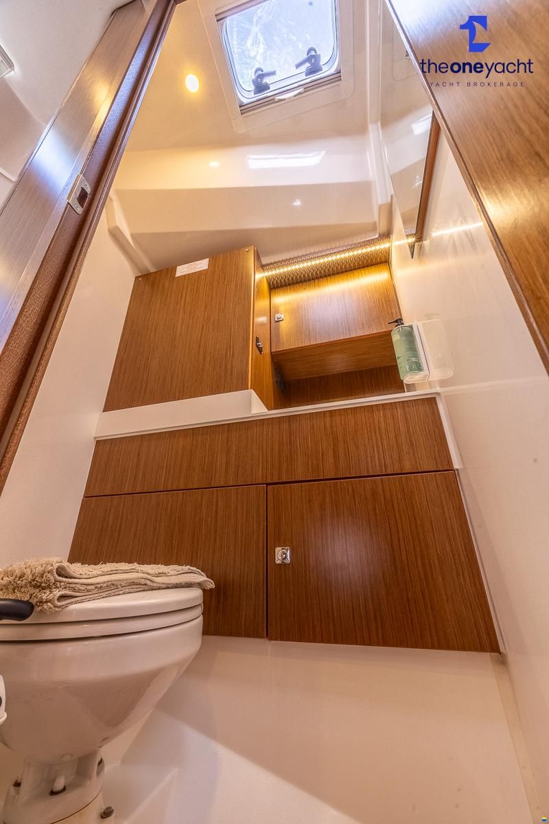 Bavaria C45 Style