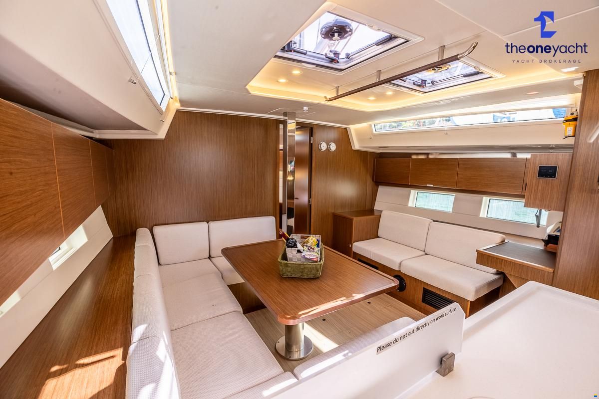 Bavaria C45 Style