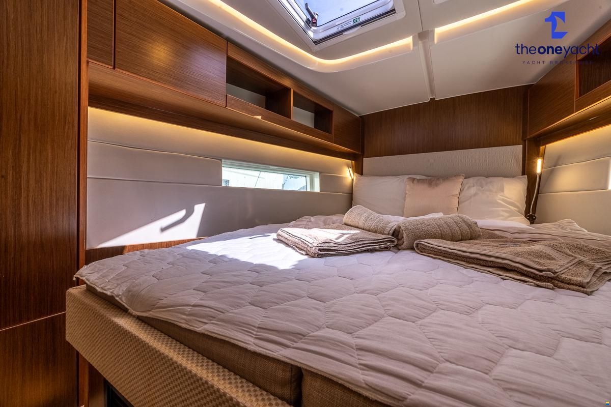 Bavaria C45 Style