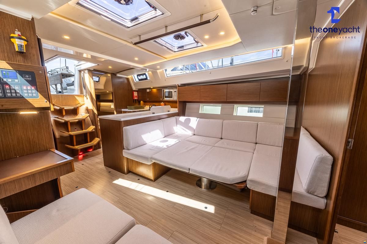 Bavaria C45 Style