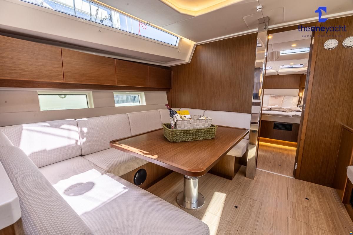 Bavaria C45 Style