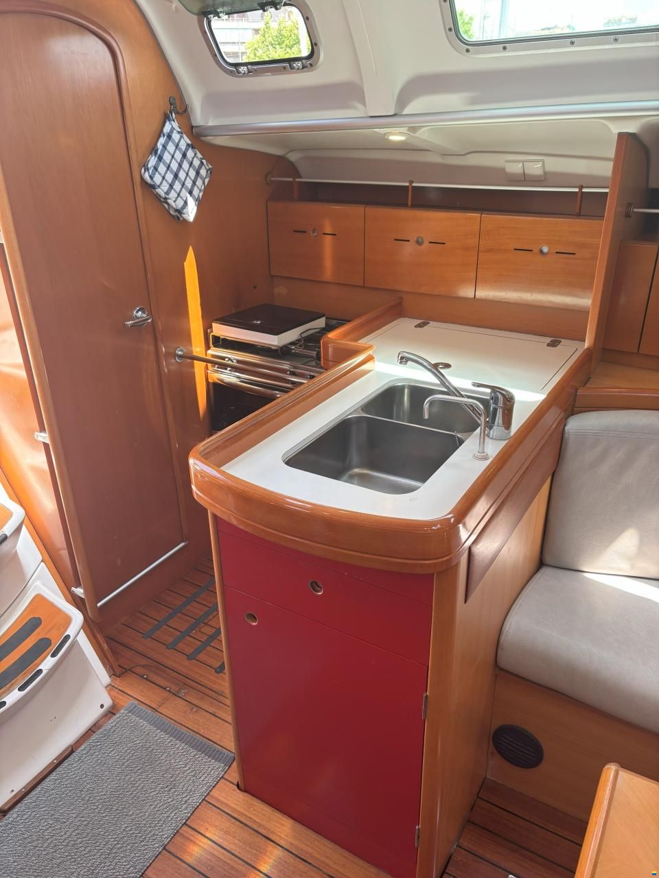 Beneteau First 40.7