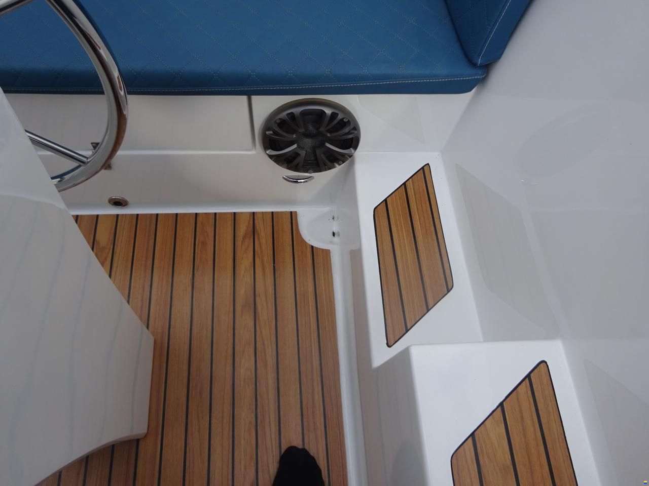 SilverYacht 625