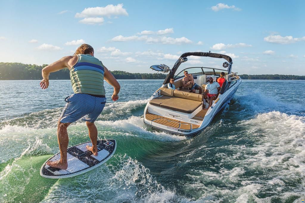 Sea Ray SDX 250 SURF