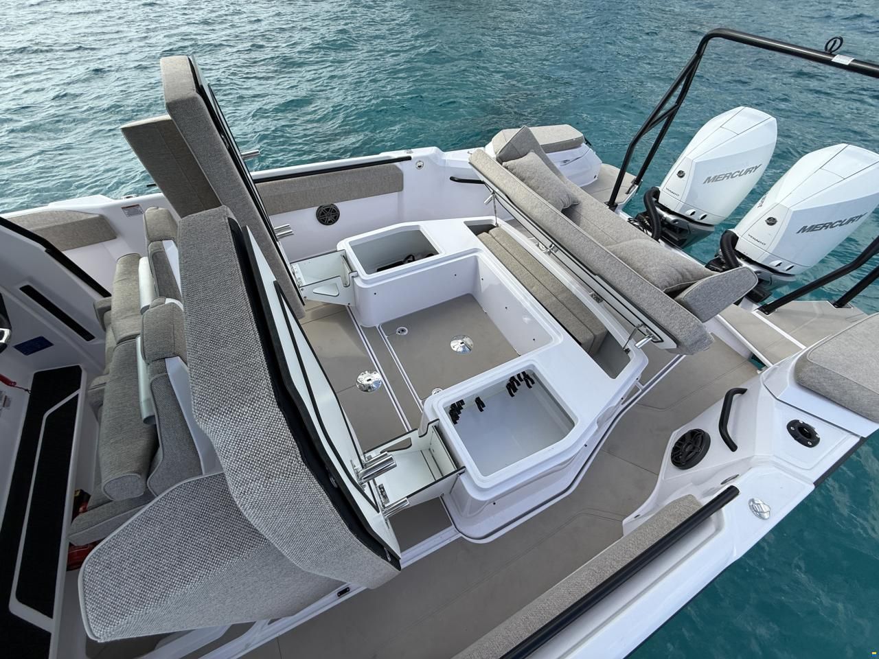 Axopar 29 CCX