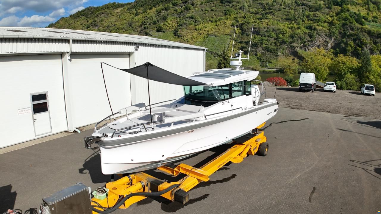 Axopar 29 Cross Cabin