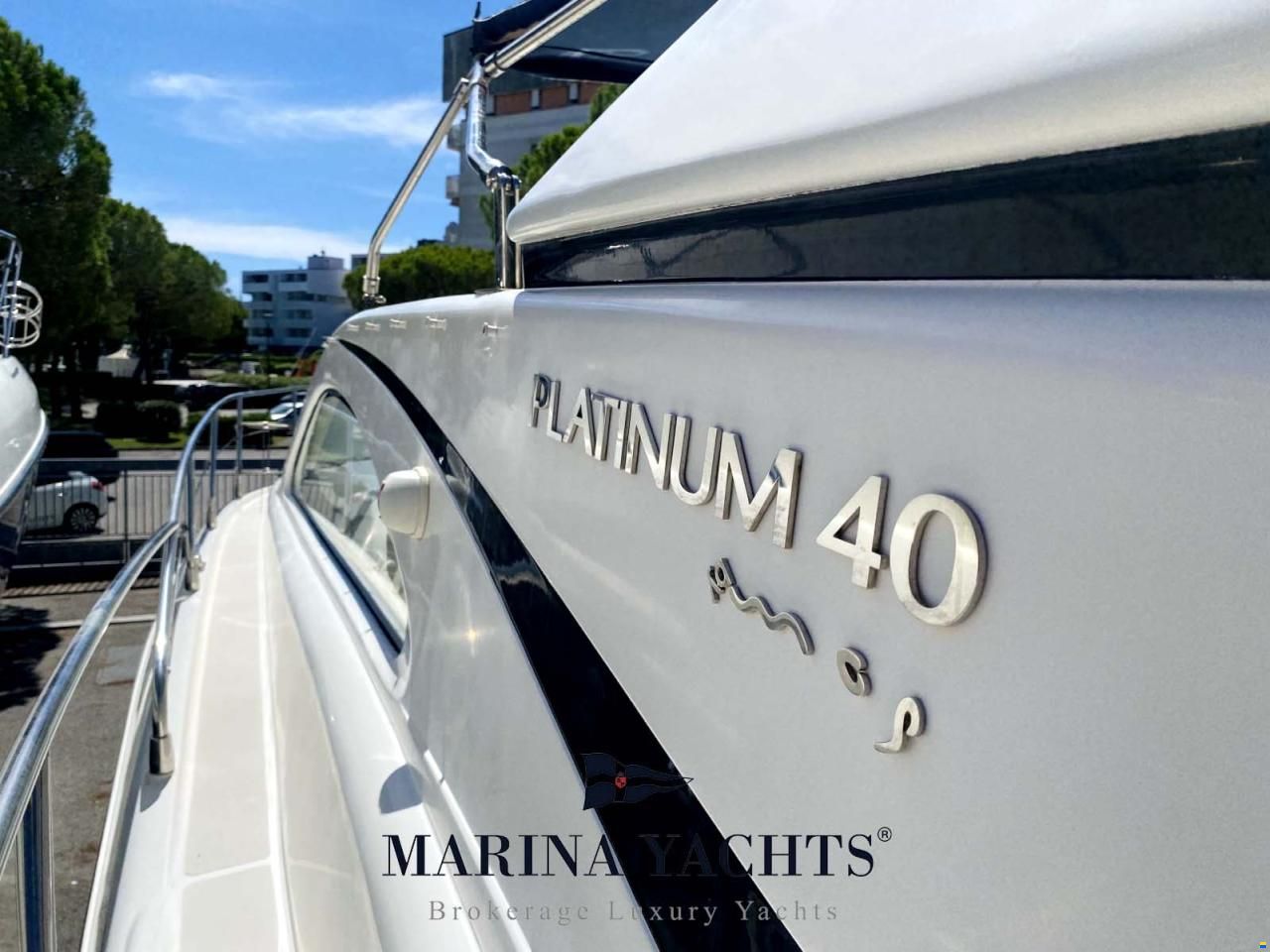 Platinum Yachts 40