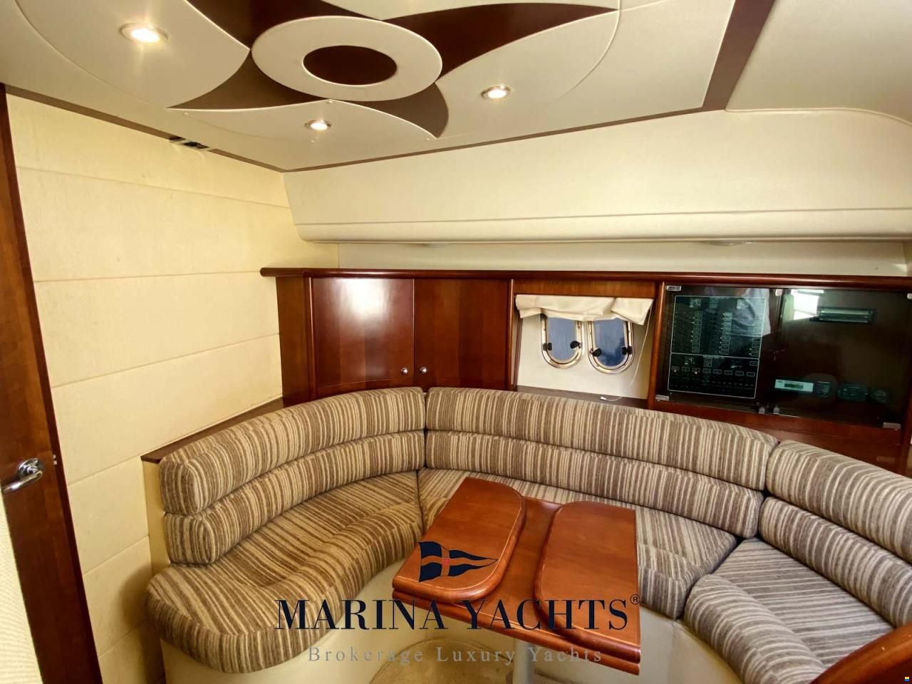 Platinum Yachts 40