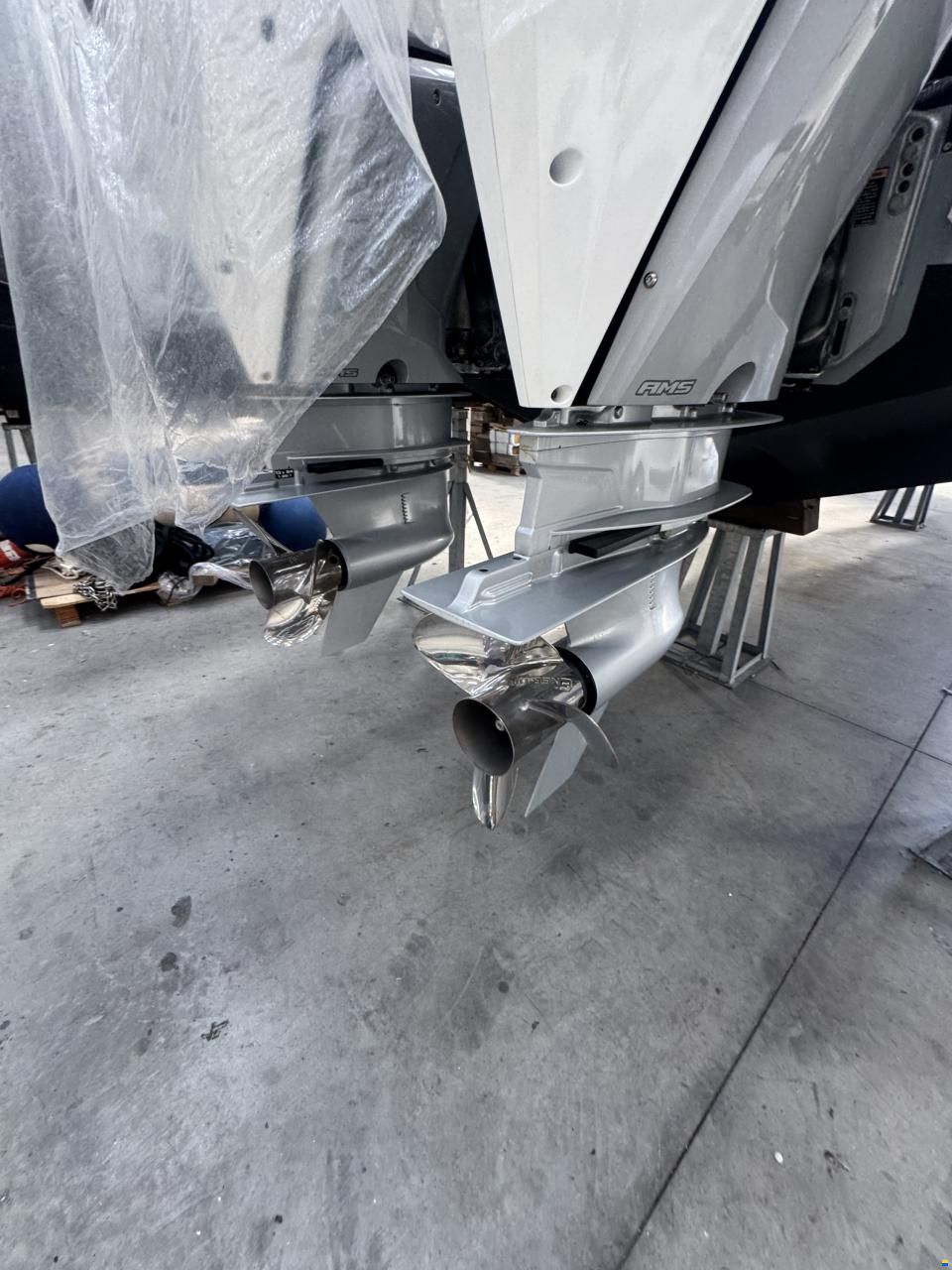 Axopar 37 Sun-Top - Lifting Points